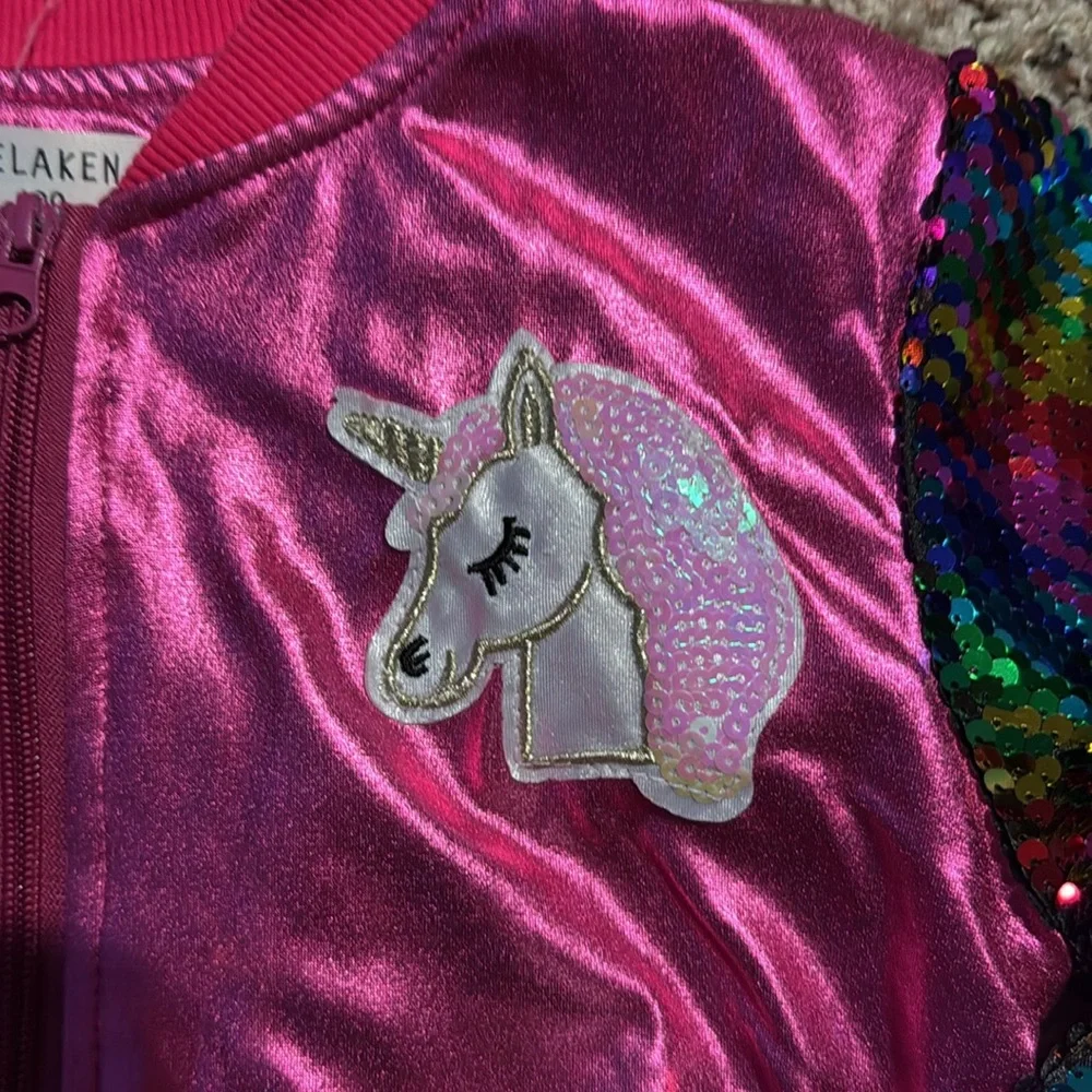 Girls size 120 (5T) lightweight metallic pink w/ sequins sleeves & unicorns coat
